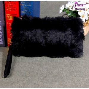 🔵Faux Rabbit Fur Mini Handbag